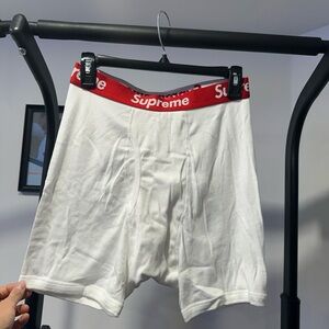 White supreme boxers (M)